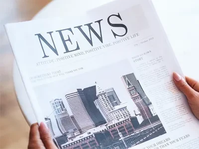 กระเป๋านักเรียนของนักเรียนตกแต่งด้วยเครื่องประดับสะท้อนแสงเพื่อปกป้องความปลอด...