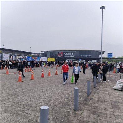 วิธีดูแลรักษาเสื้อยืดสะท้อนแสงแบบแห้งเร็ว